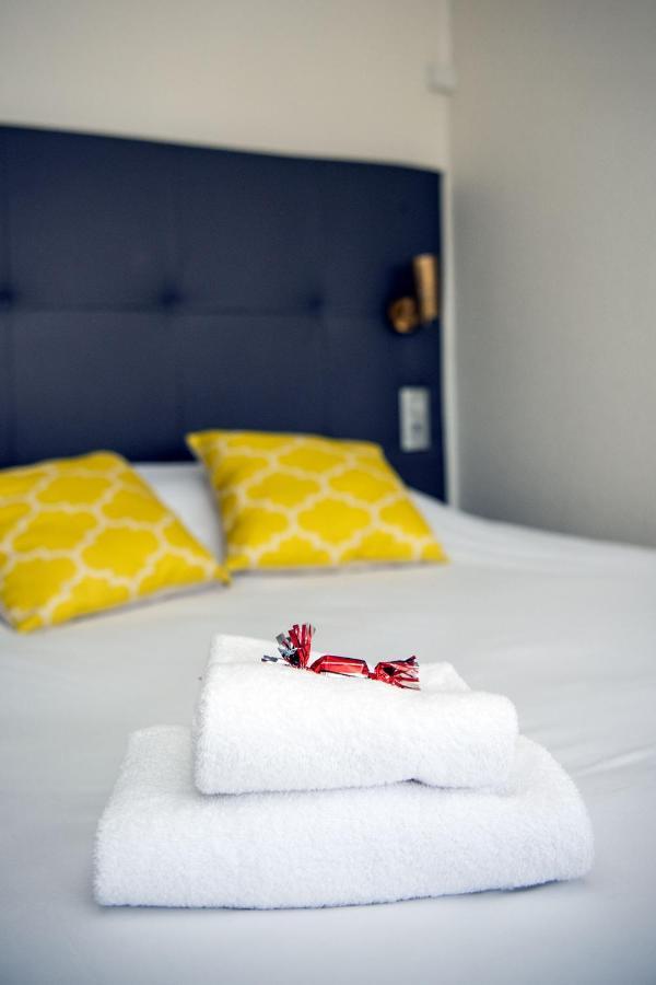 Hotel Le Cyrano Bergerac Ngoại thất bức ảnh