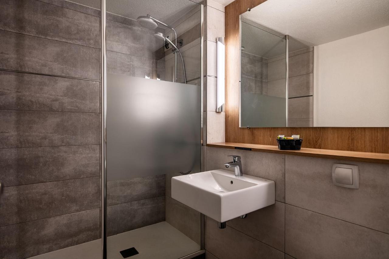 Hotel Le Cyrano Bergerac Ngoại thất bức ảnh