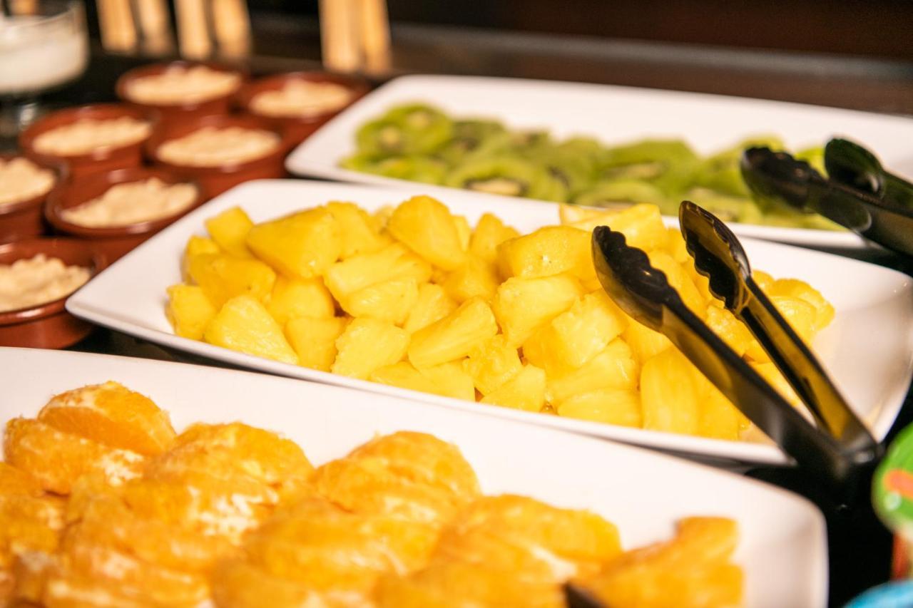 Hotel Le Cyrano Bergerac Ngoại thất bức ảnh