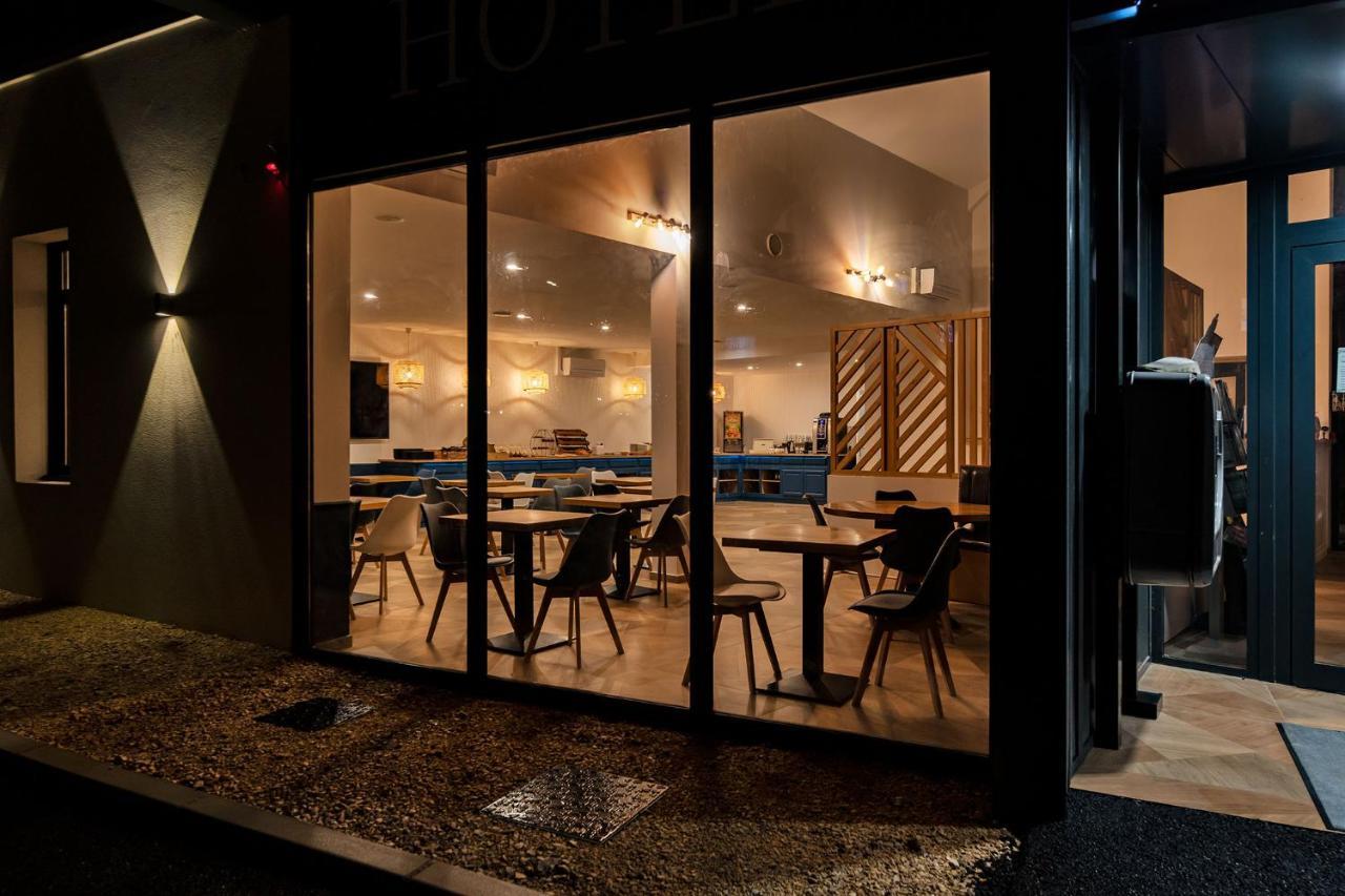 Hotel Le Cyrano Bergerac Ngoại thất bức ảnh