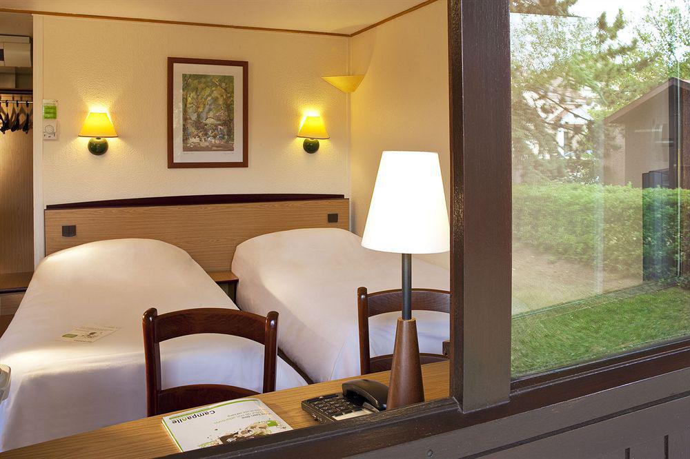 Hotel Le Cyrano Bergerac Ngoại thất bức ảnh