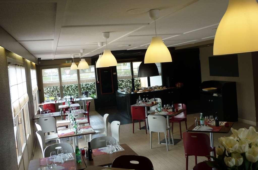 Hotel Le Cyrano Bergerac Nhà hàng bức ảnh